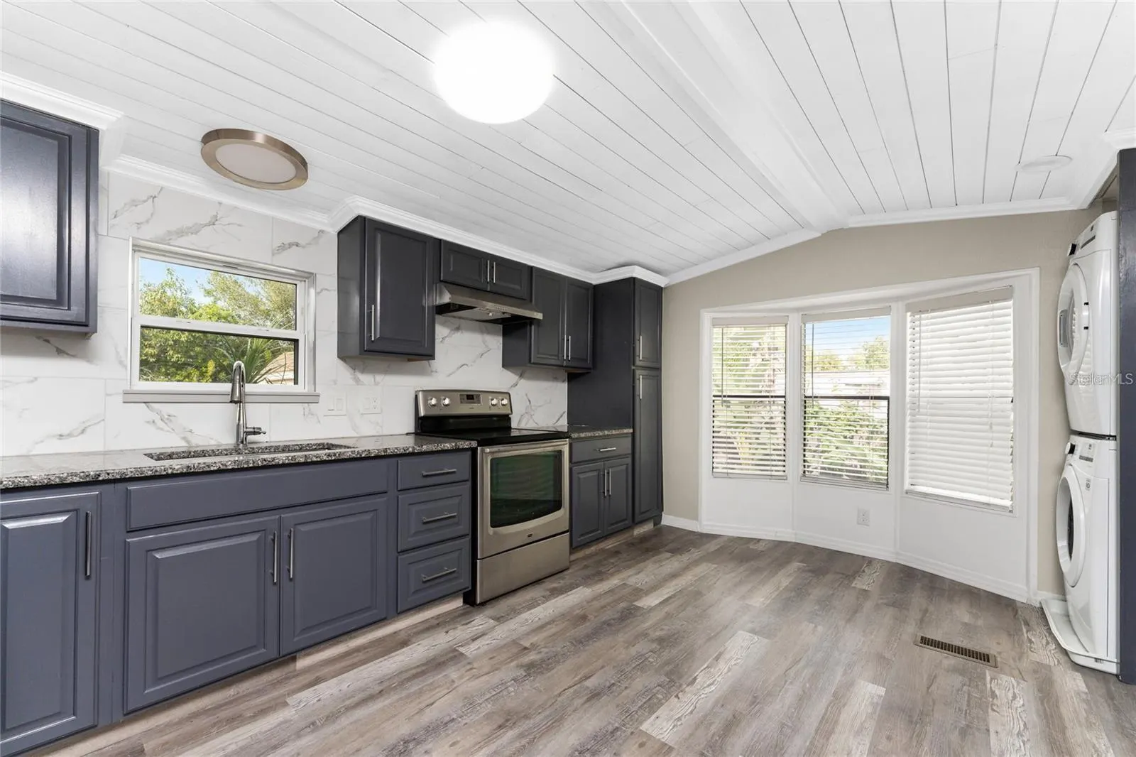 15430 OLIVE CIR