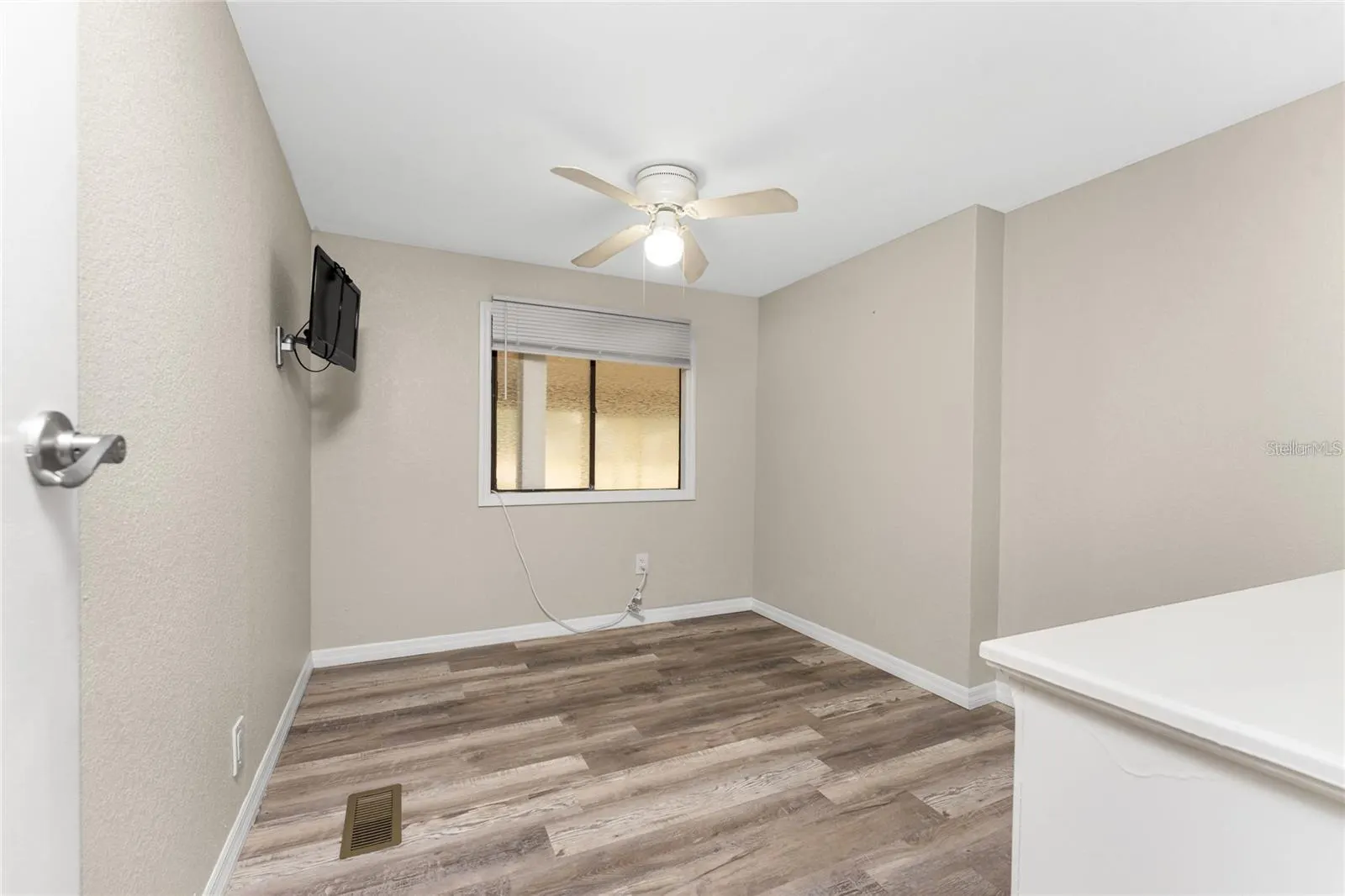 15430 OLIVE CIR