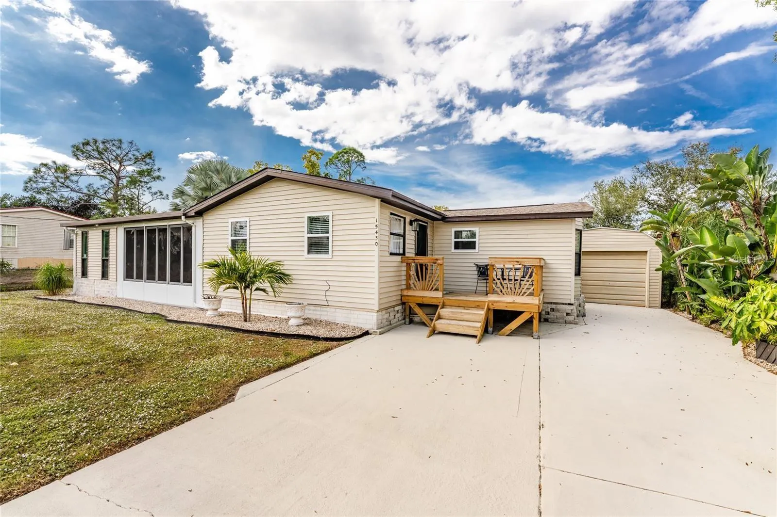 15430 OLIVE CIR