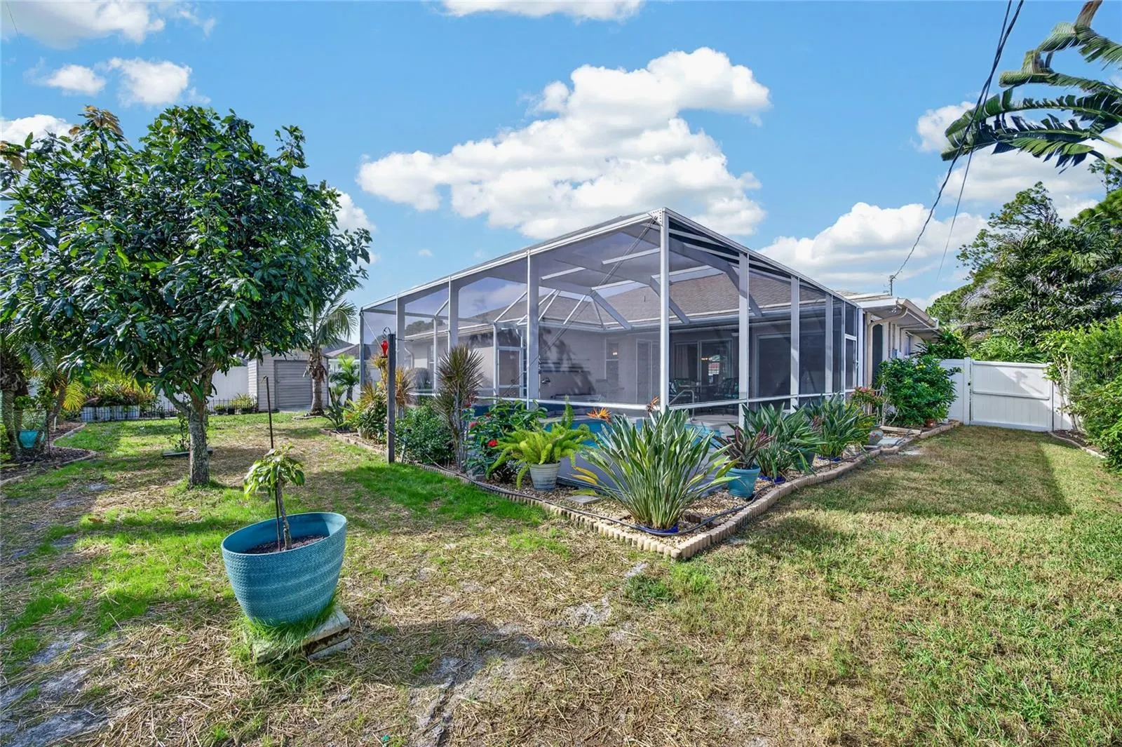 3960 LOG CABIN RD