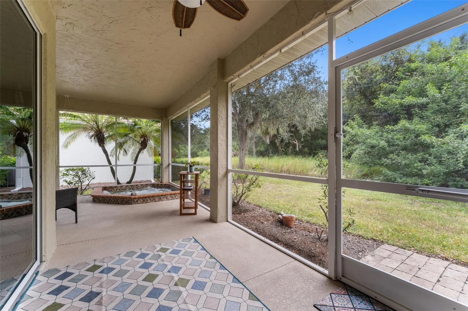 2290 MOSSY OAK DR