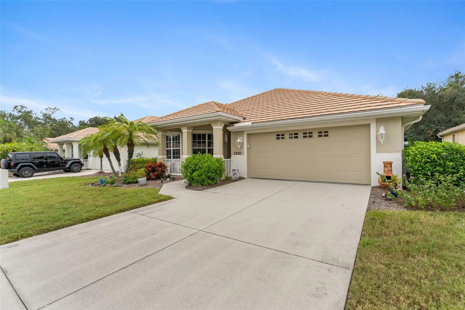 2290 MOSSY OAK DR
