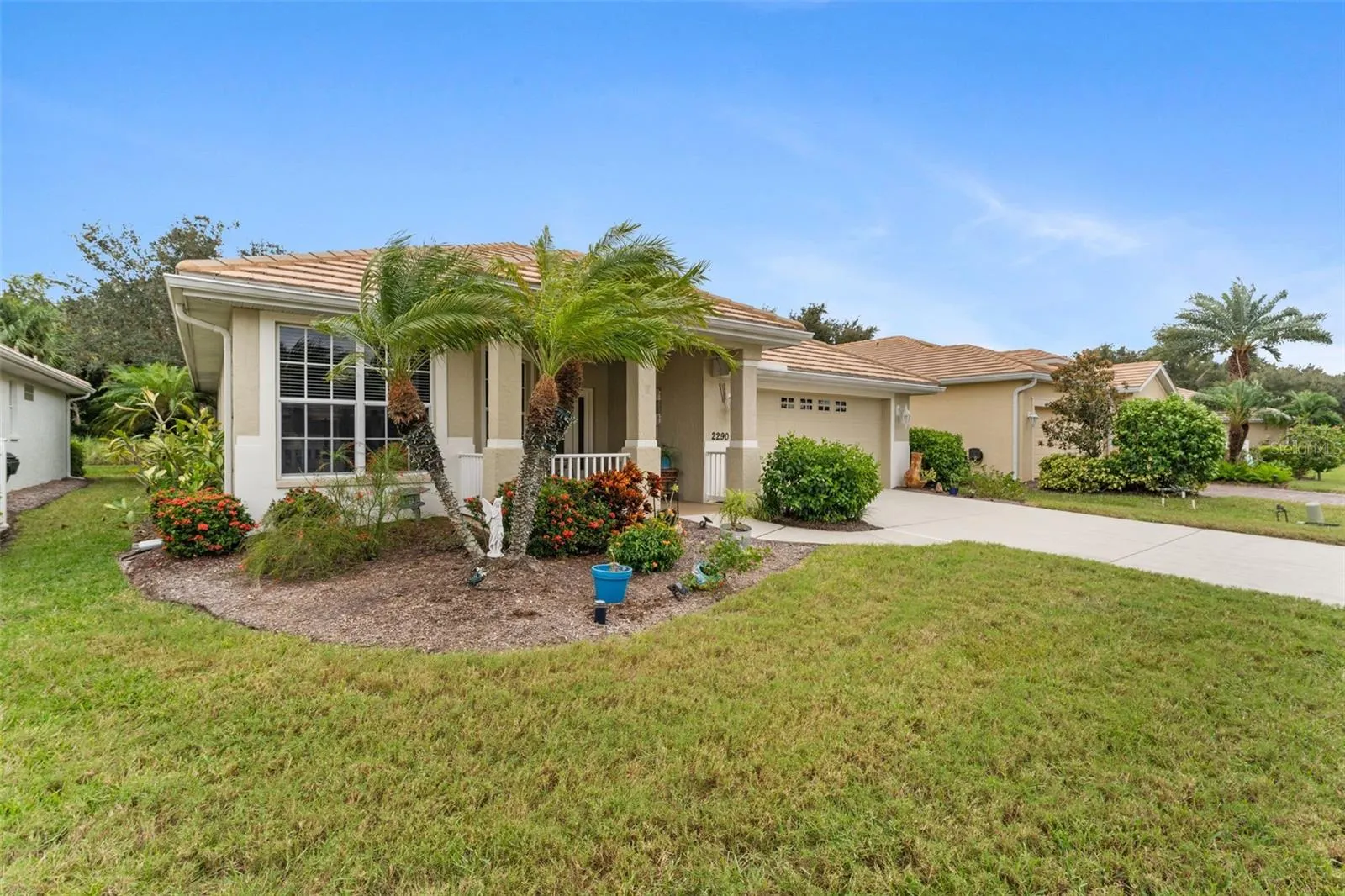 2290 MOSSY OAK DR