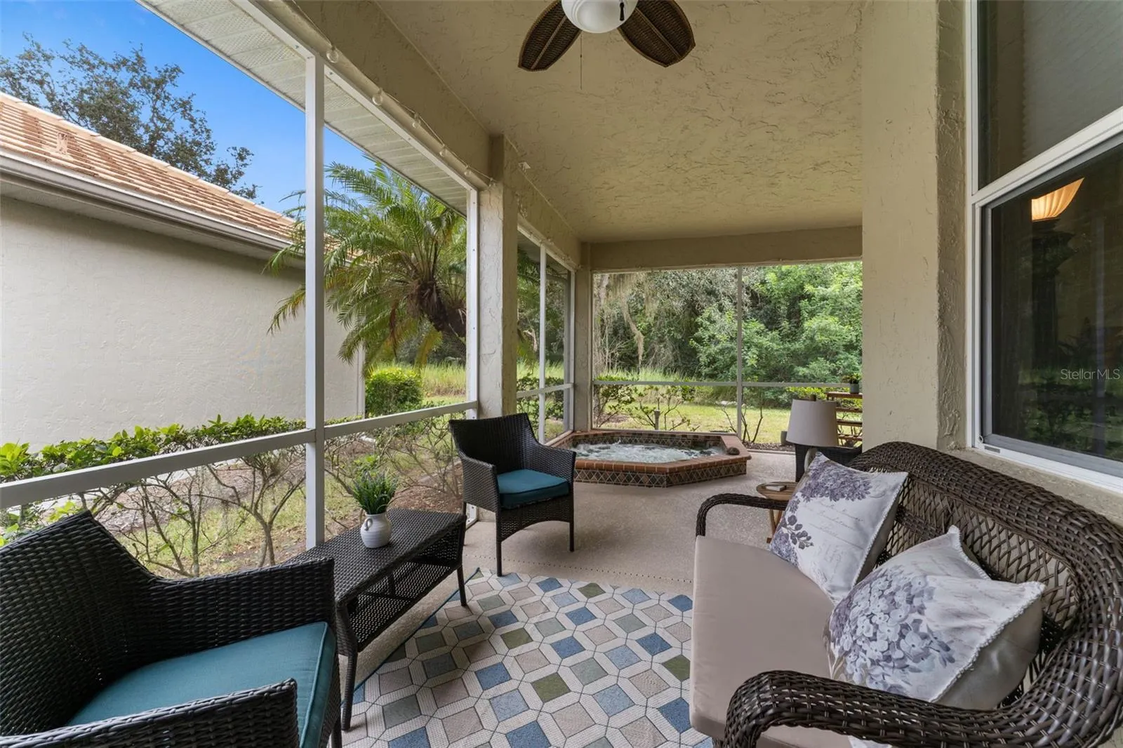 2290 MOSSY OAK DR