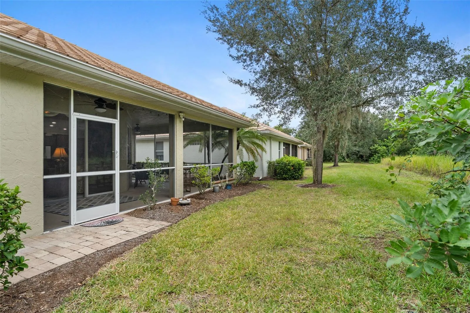 2290 MOSSY OAK DR