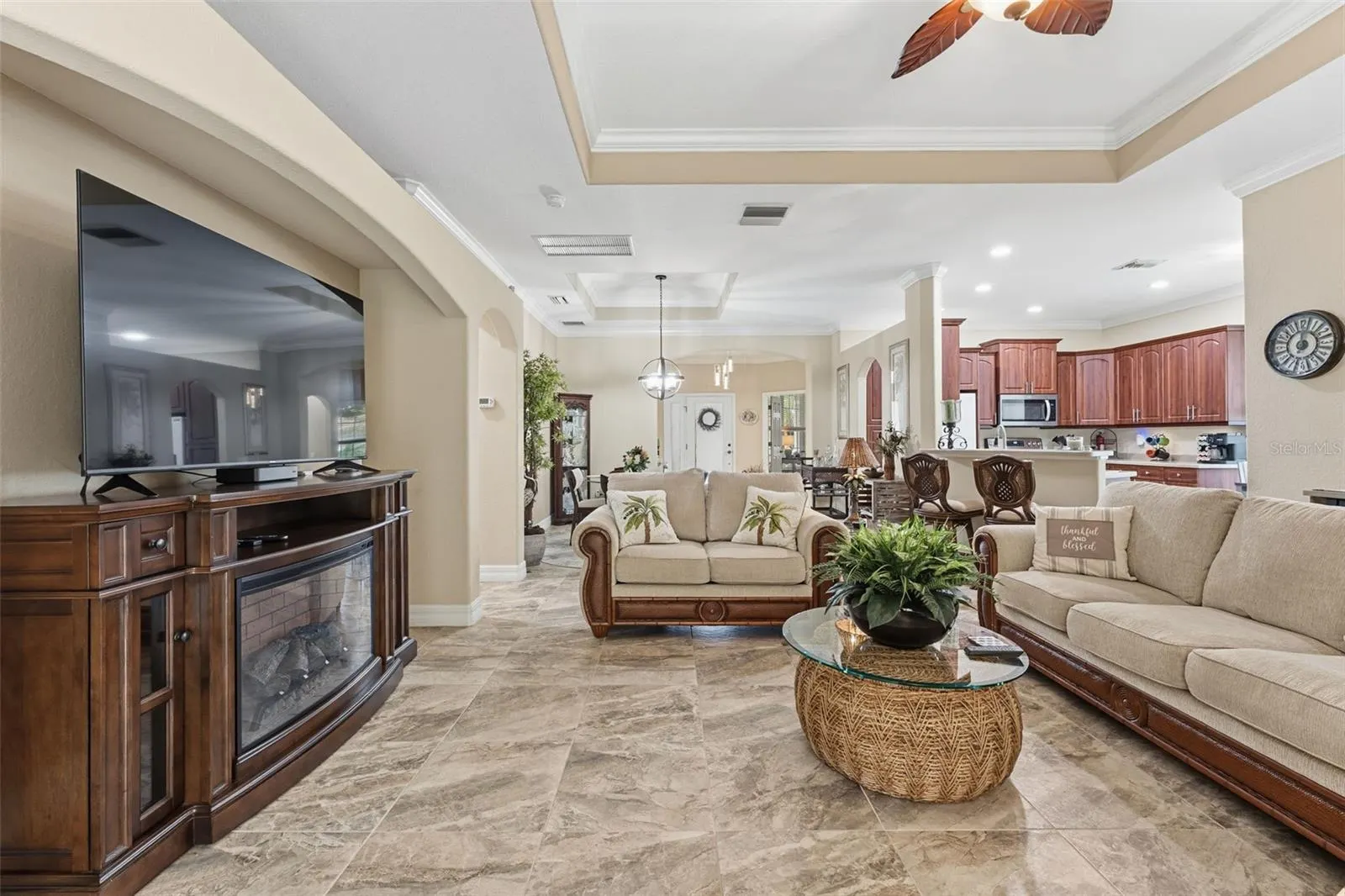 2290 MOSSY OAK DR