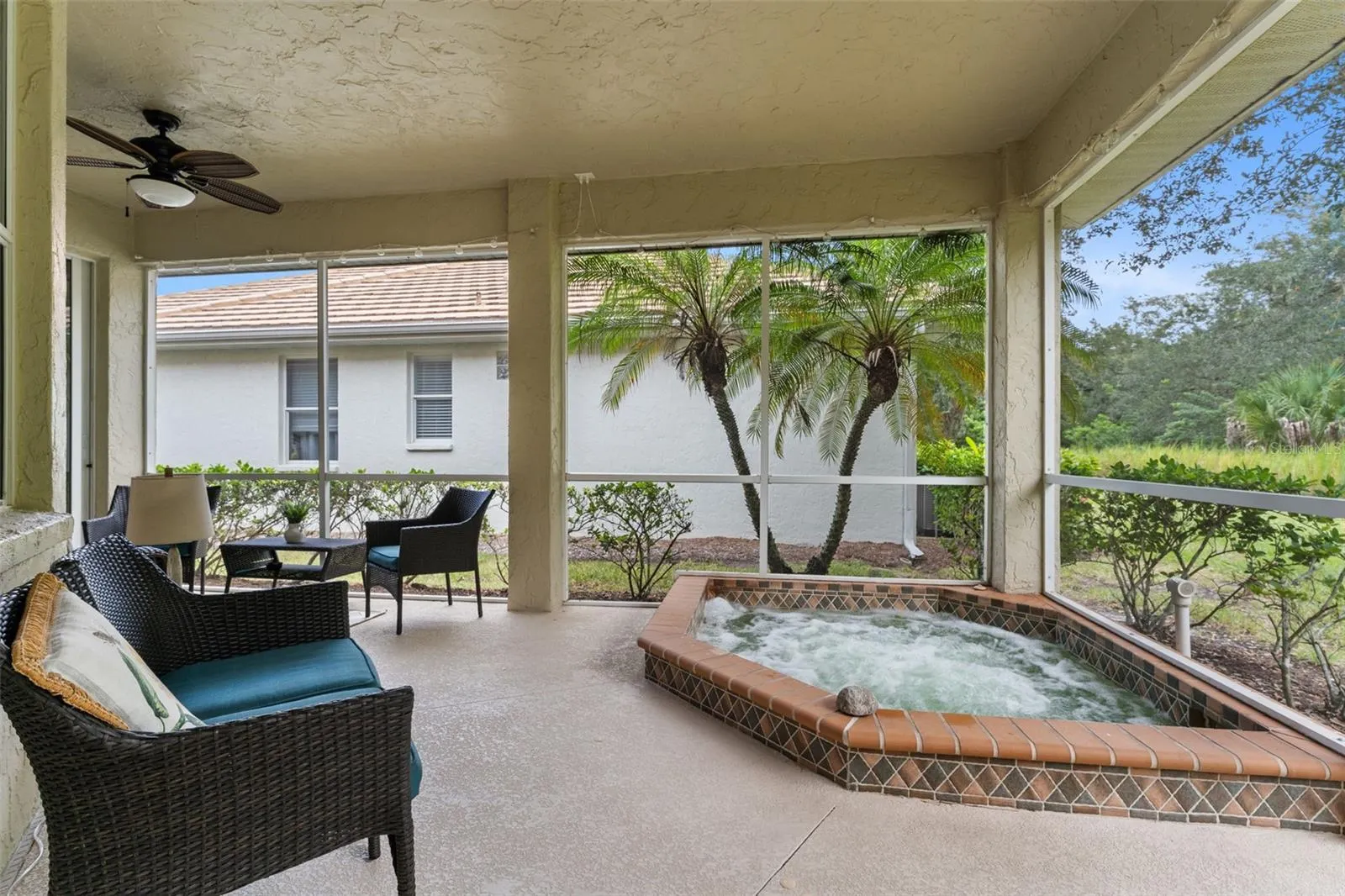 2290 MOSSY OAK DR