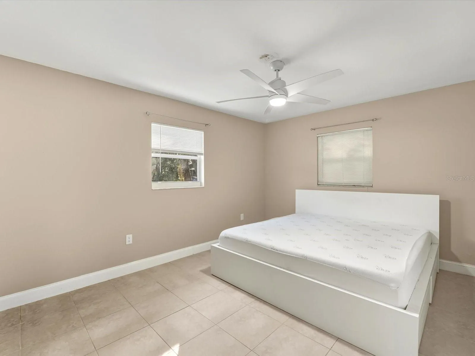 1017 ROSEDALE RD