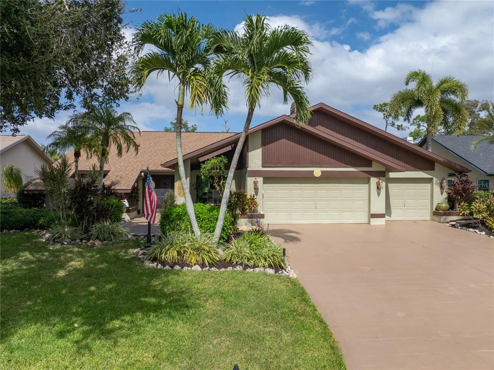 7121 TWIN EAGLE LN