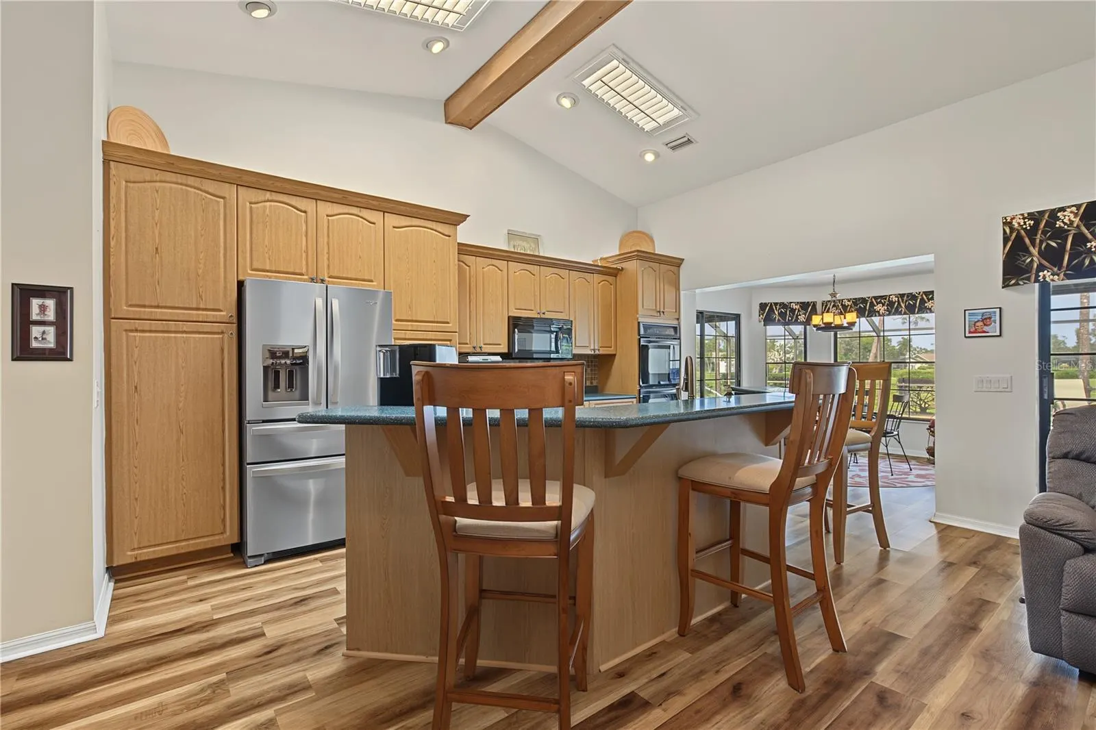7121 TWIN EAGLE LN