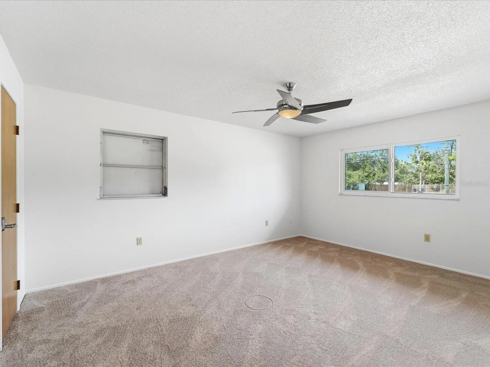 21029 PEACHLAND BLVD