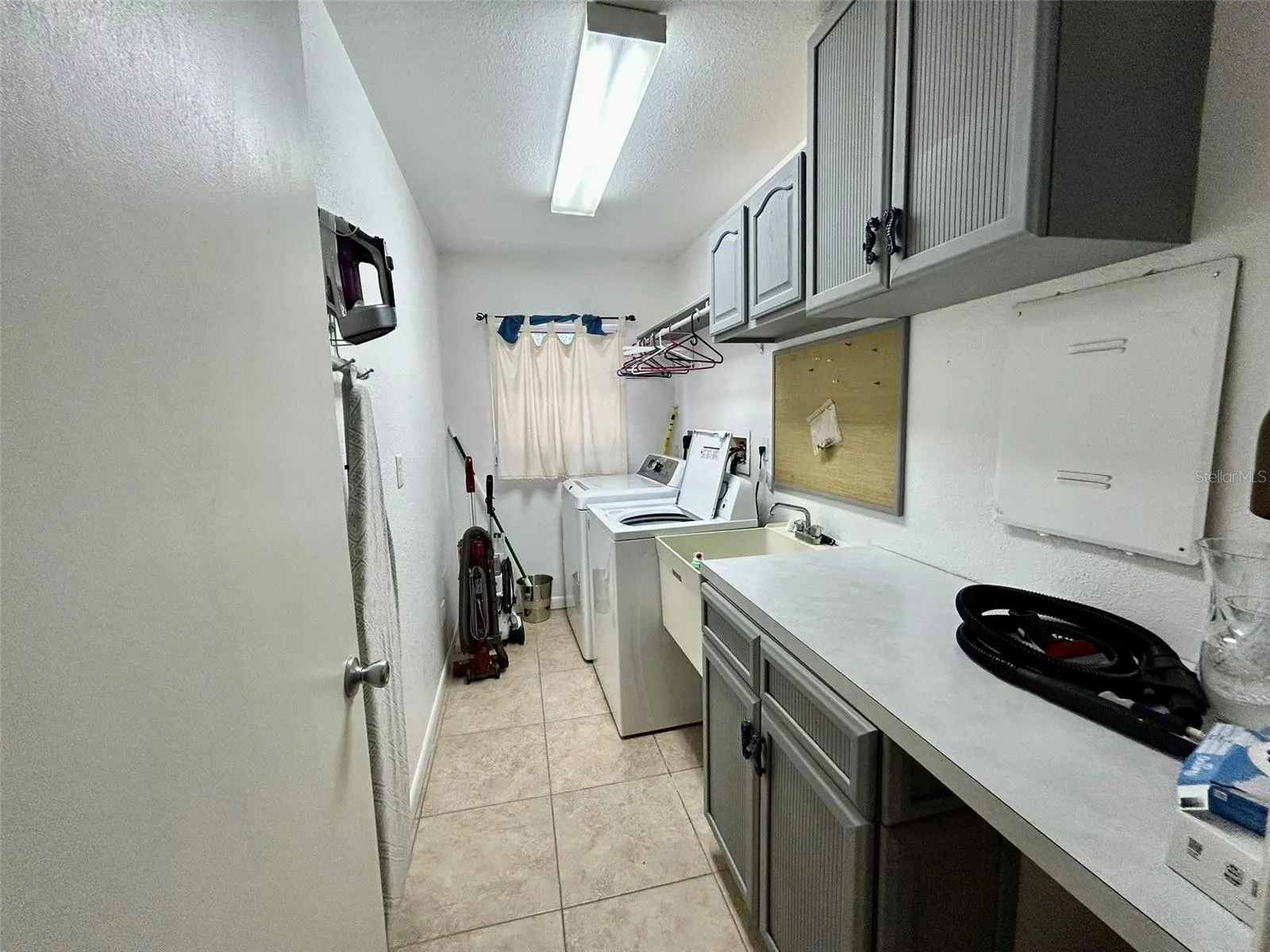 1801 BANANA ST