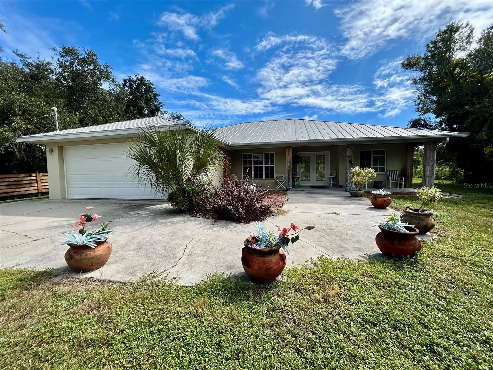 1801 BANANA ST