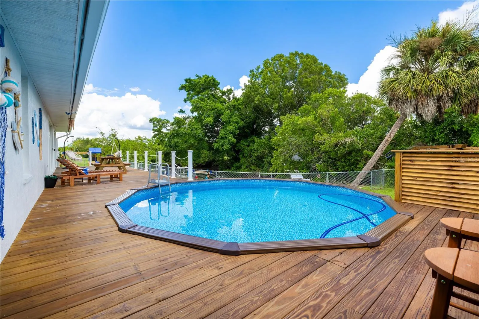 200 DOLPHIN PKWY