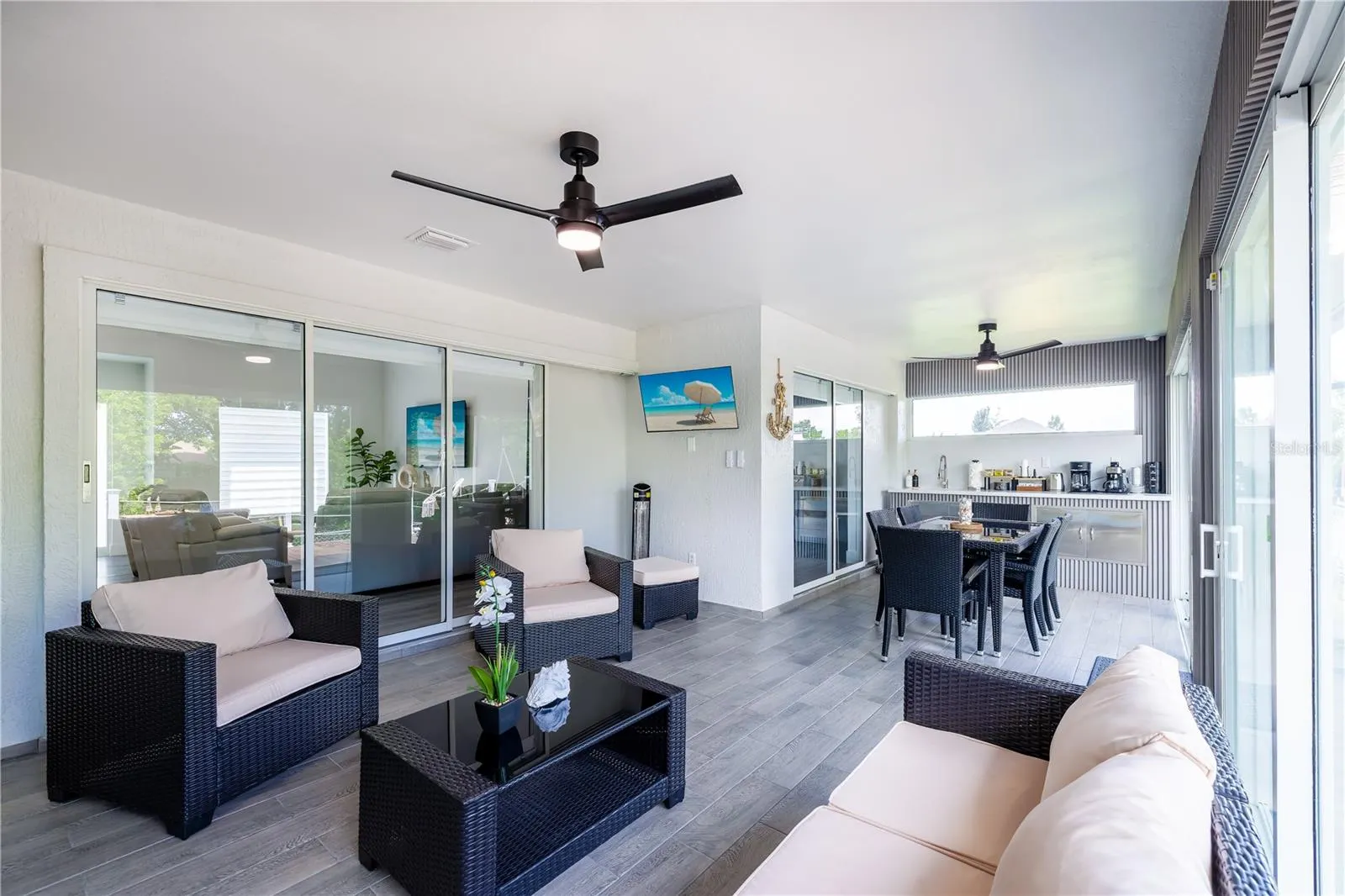 200 DOLPHIN PKWY