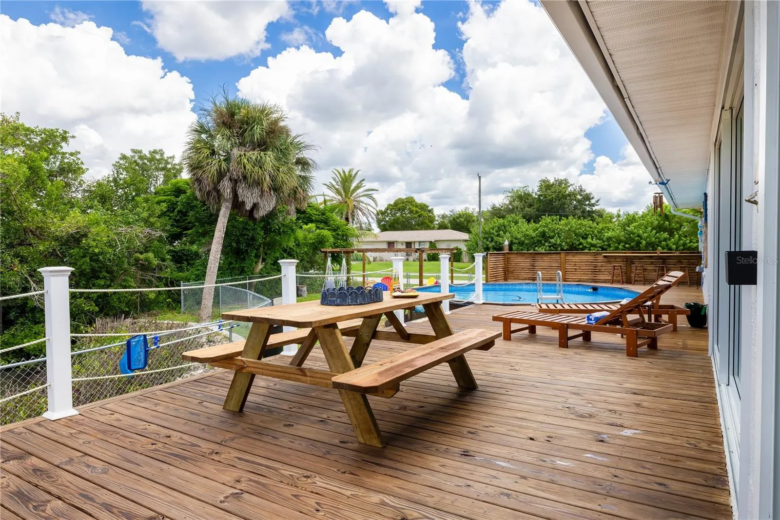 200 DOLPHIN PKWY