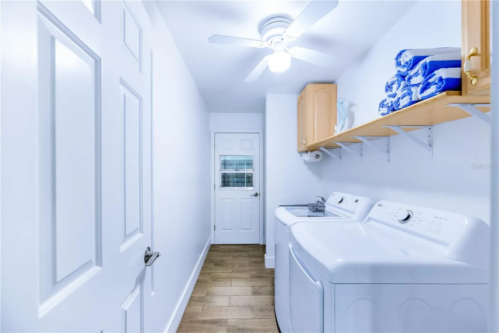 200 DOLPHIN PKWY