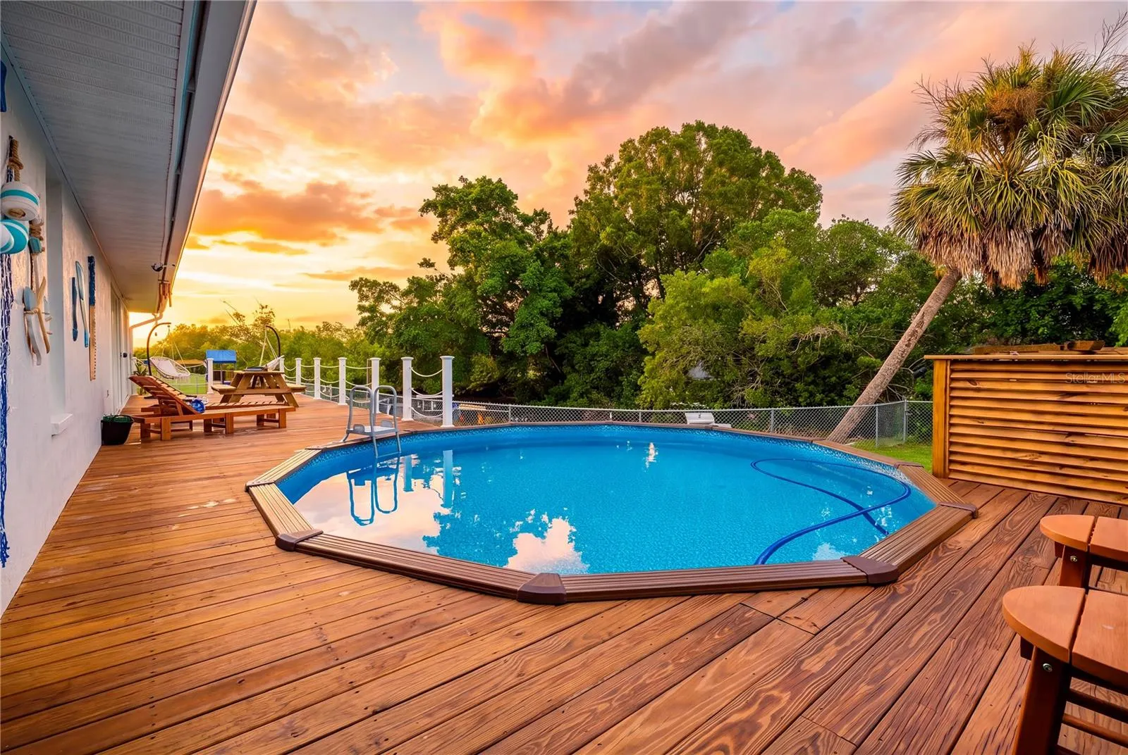 200 DOLPHIN PKWY