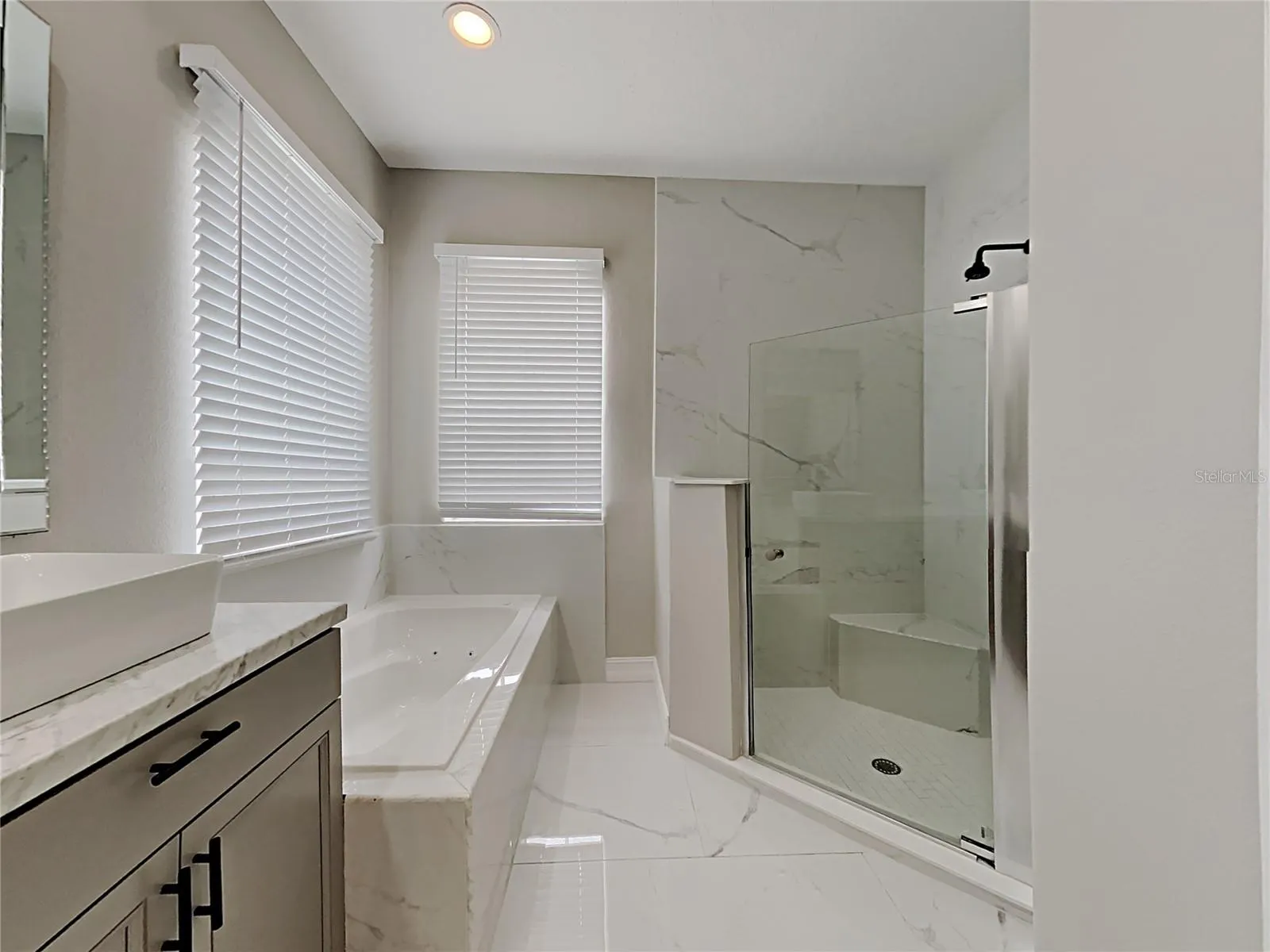 2053 CEDAR GARDEN DR