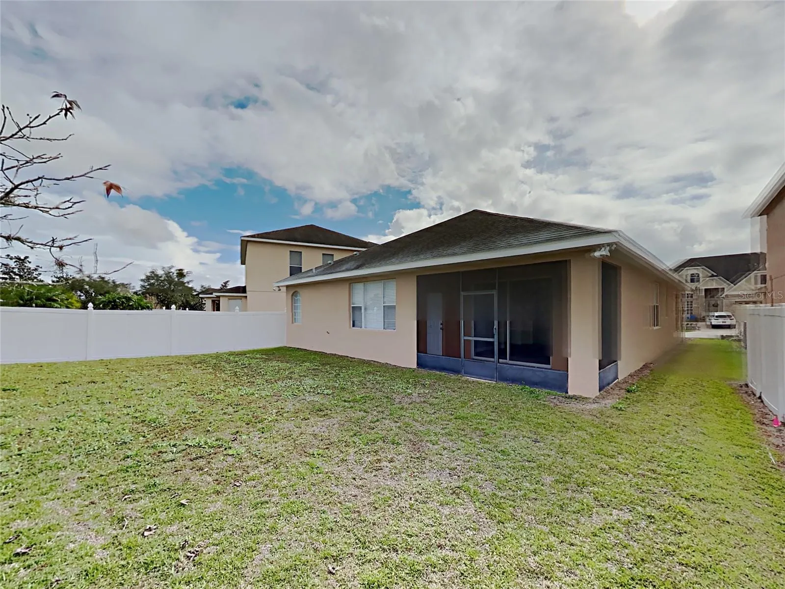 2053 CEDAR GARDEN DR