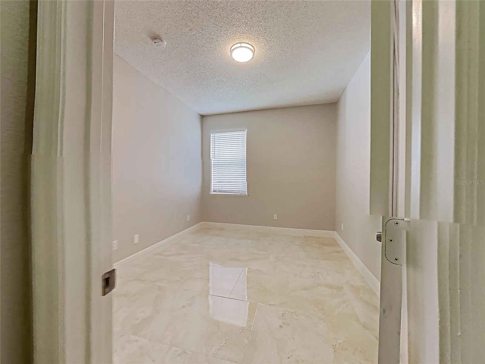 2053 CEDAR GARDEN DR