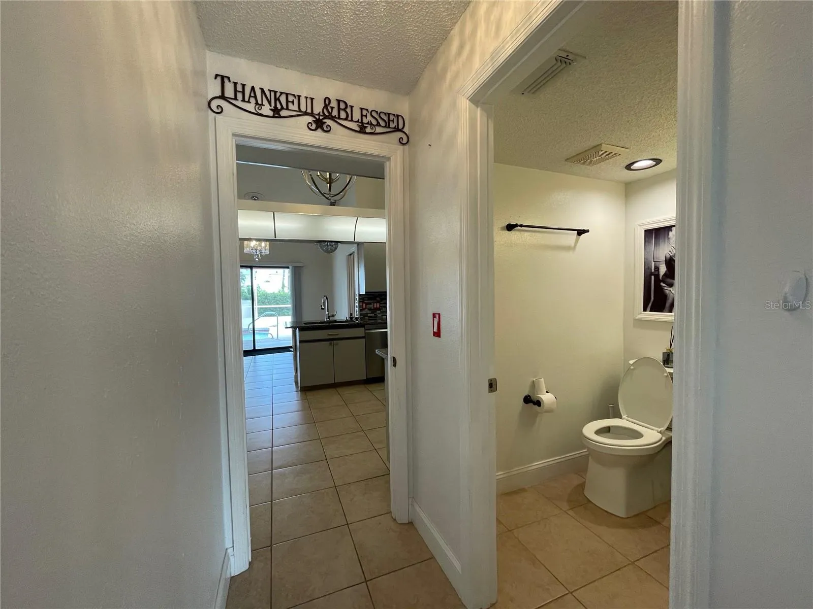215 MARK TWAIN LN