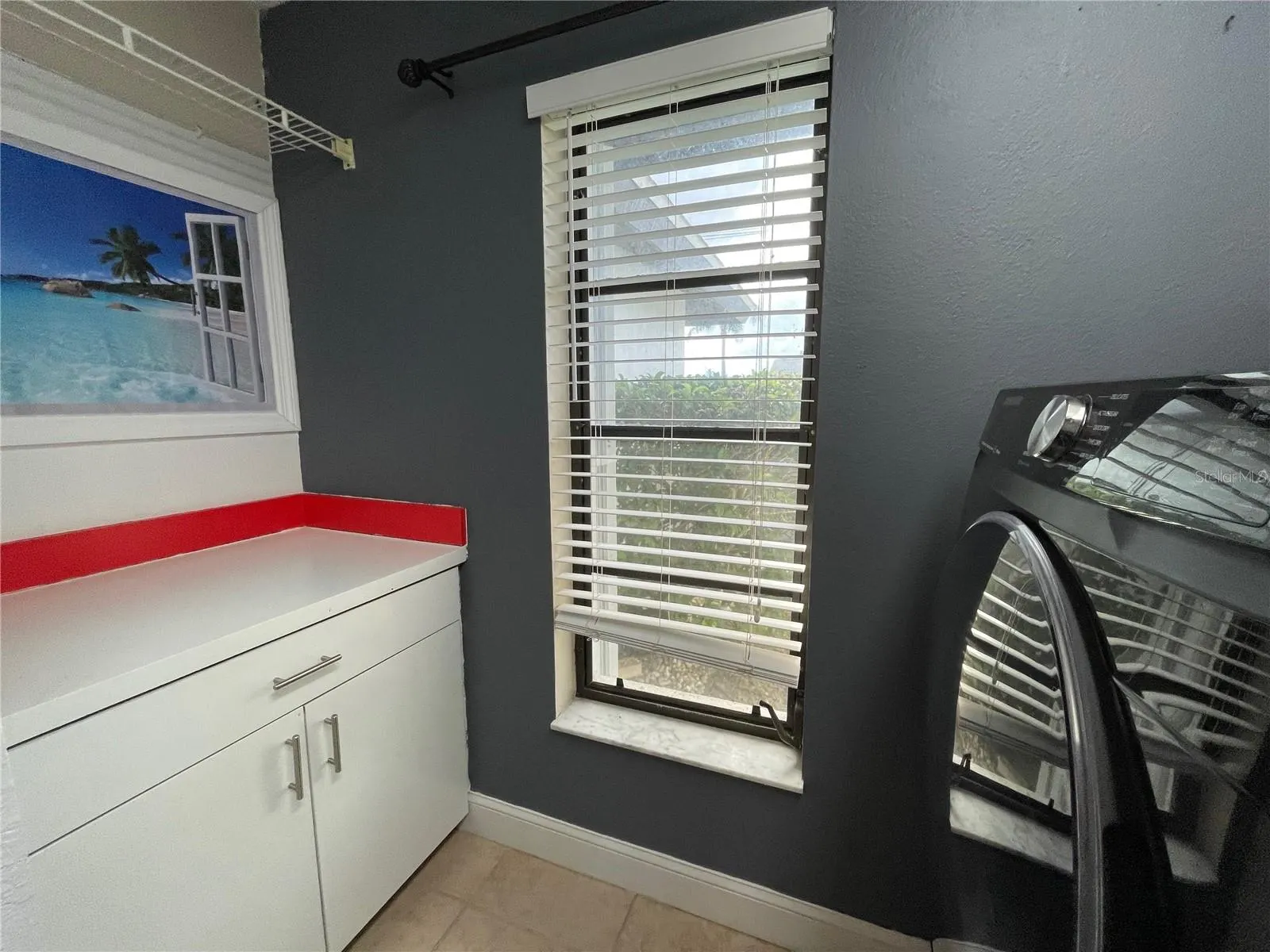 215 MARK TWAIN LN
