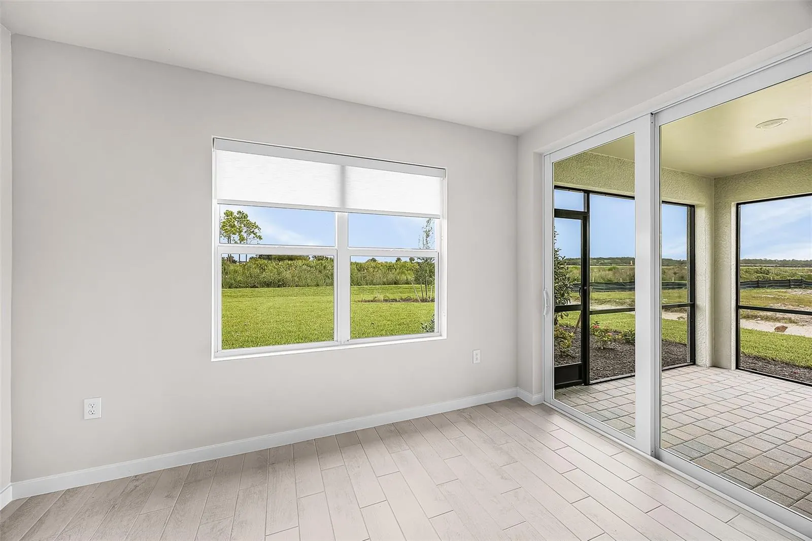 17892 SHADE TREE LOOP