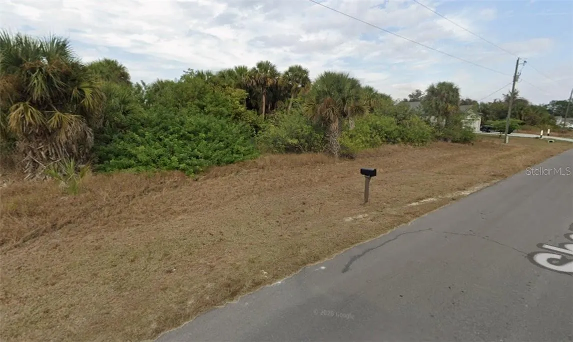8049 Sherwood CIR, LABELLE FL 33935
