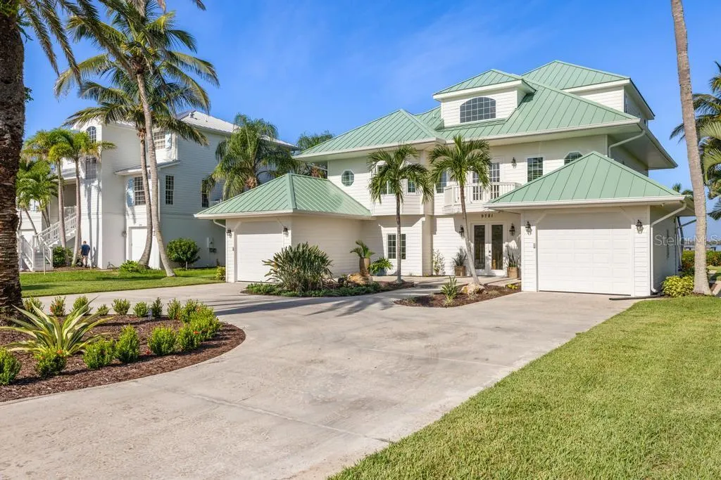 9781 EAGLE PRESERVE DR