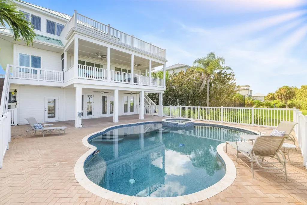 9781 EAGLE PRESERVE DR
