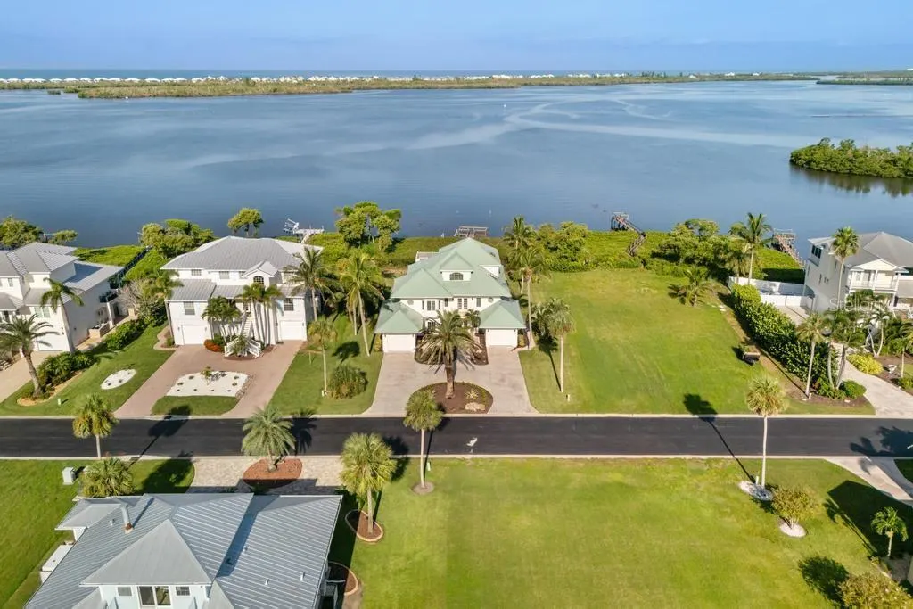 9781 EAGLE PRESERVE DR