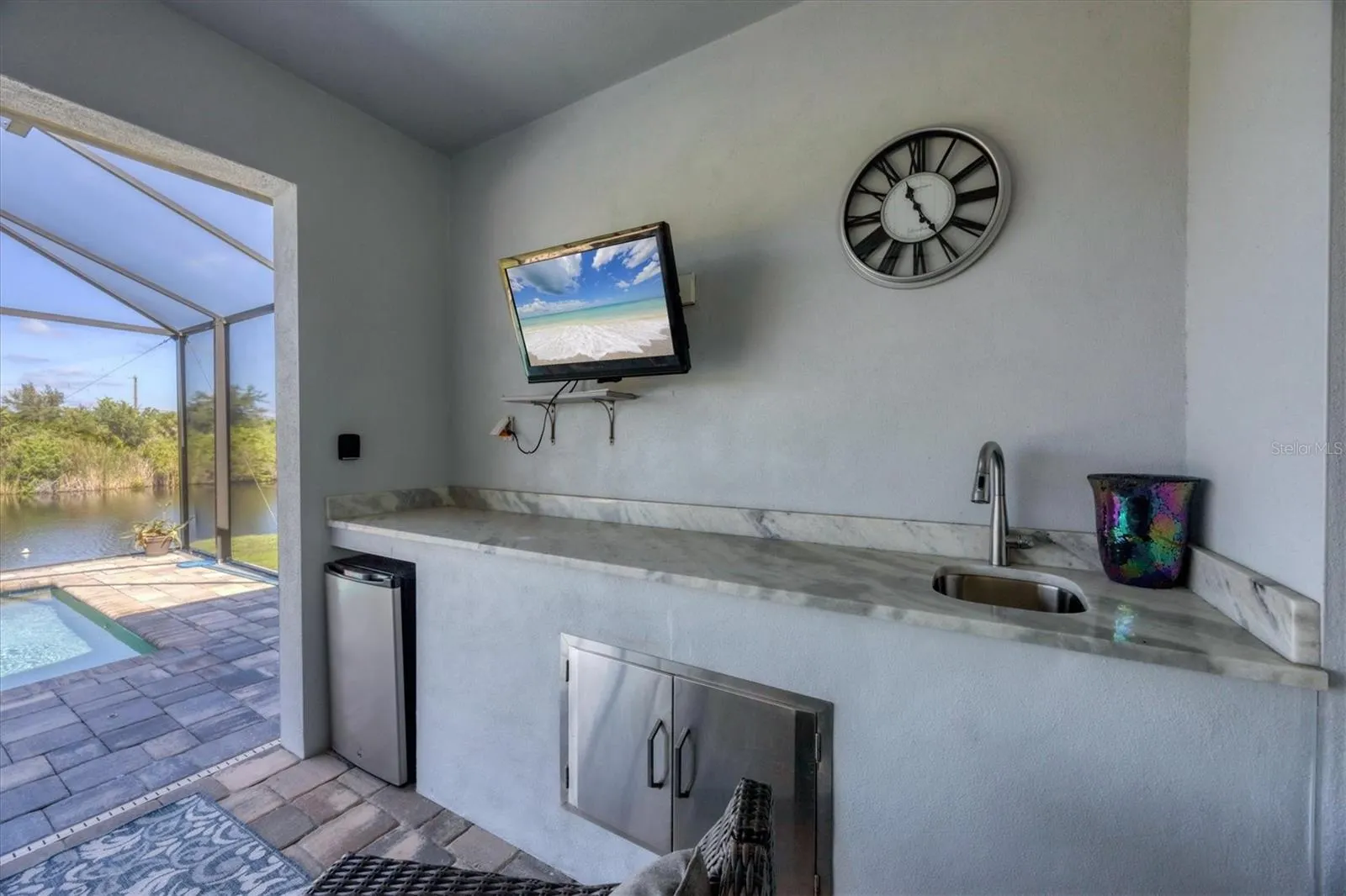 14094 EDSEL DR