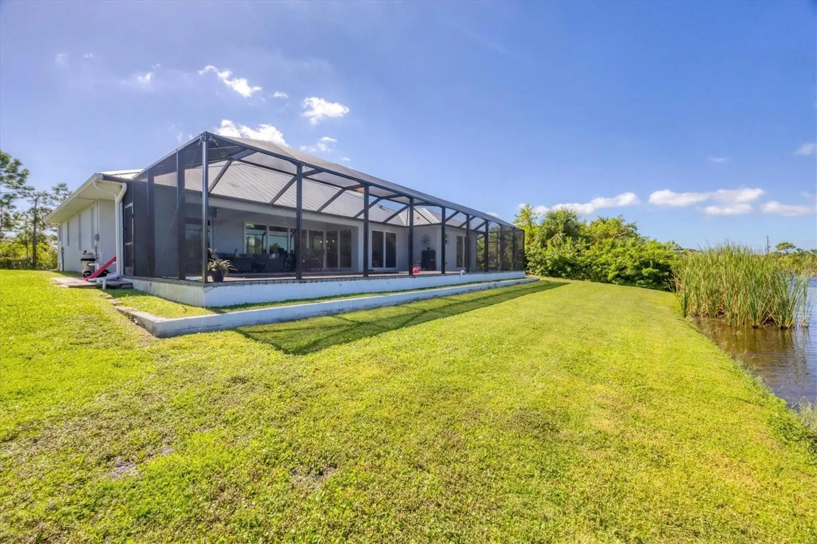 14094 EDSEL DR