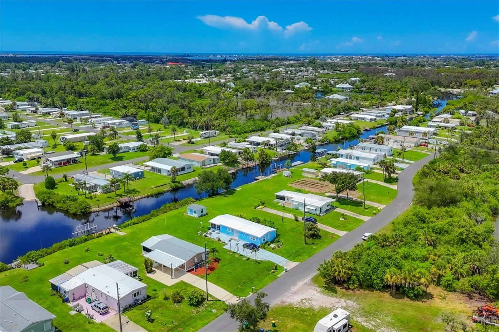 1200 SEAHORSE LN
