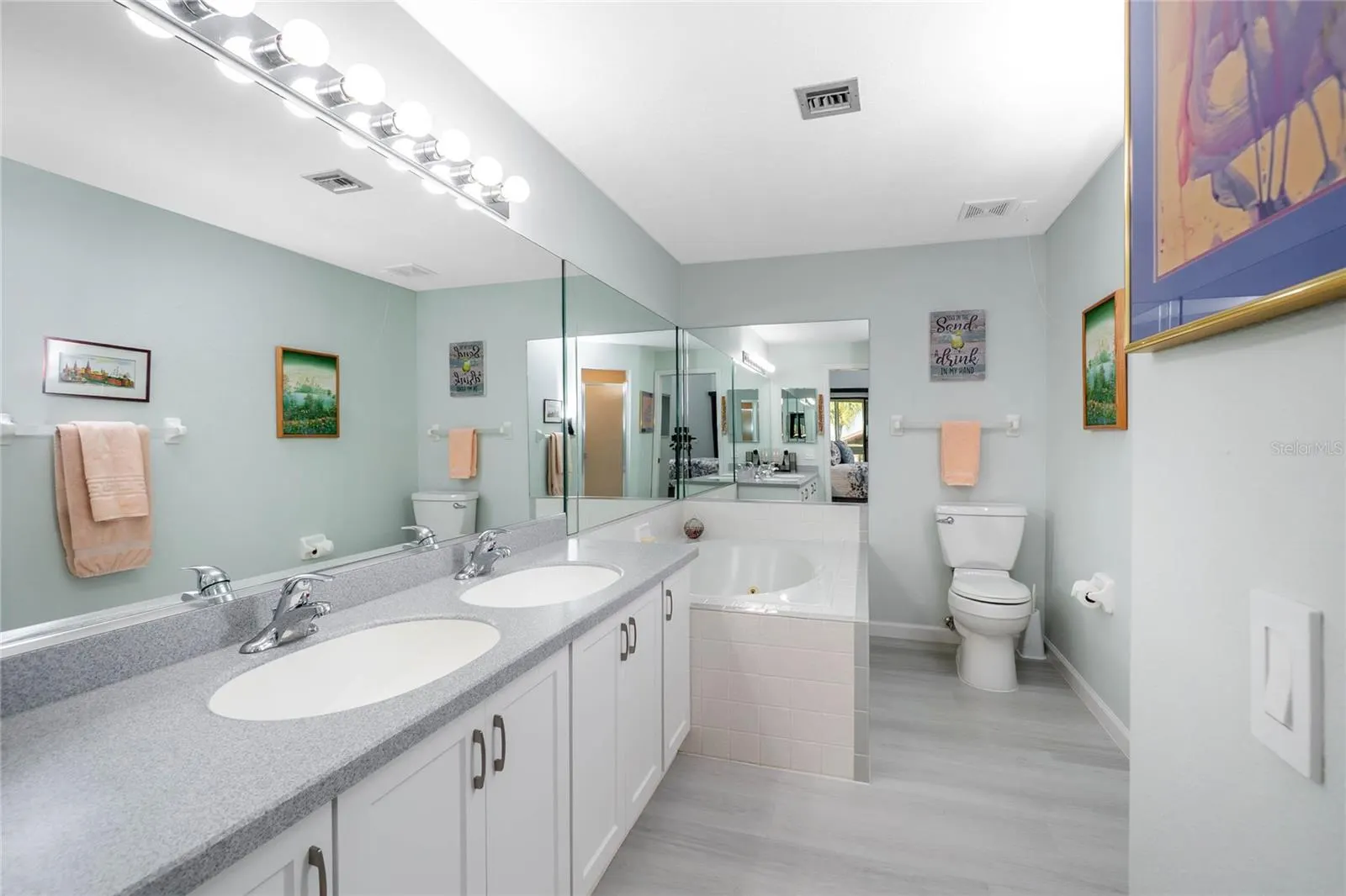 1745 GULF BLVD #11, #11