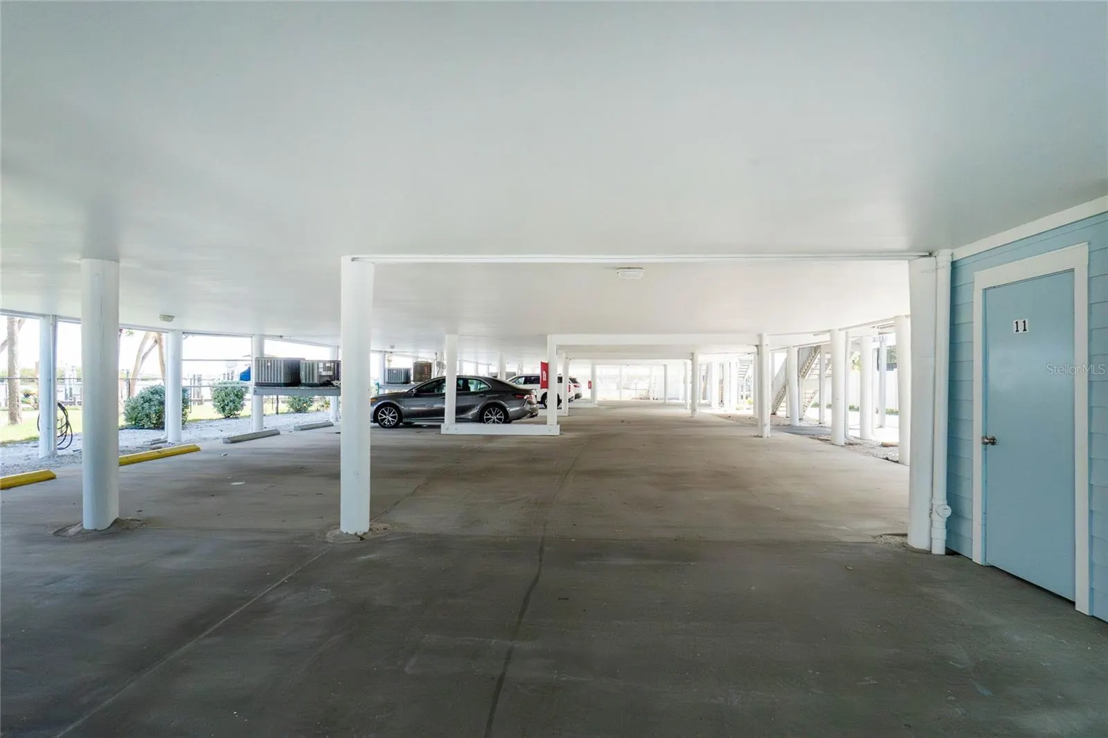 1745 GULF BLVD #11, #11