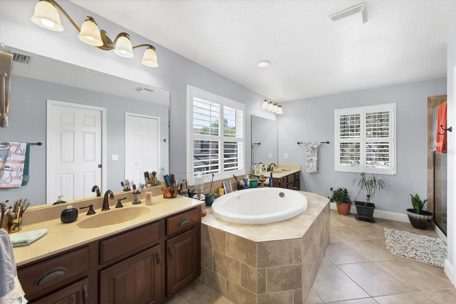 1714 BOTTLEBRUSH WAY