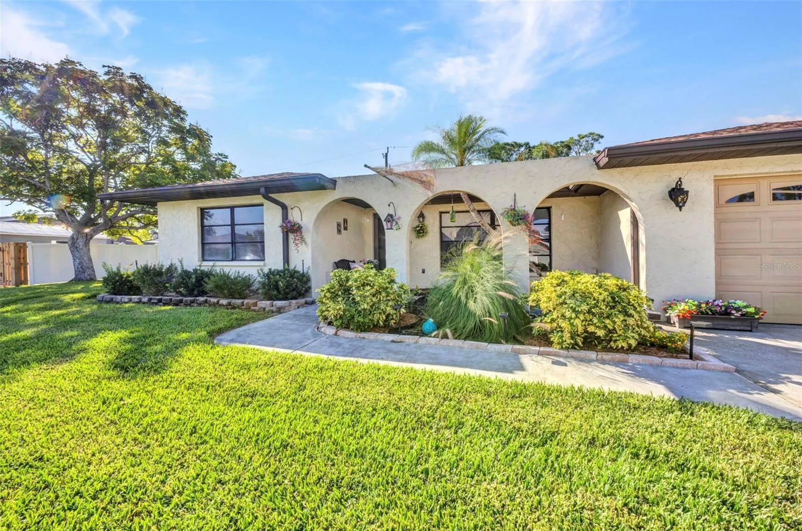 3363 SHAMROCK DR
