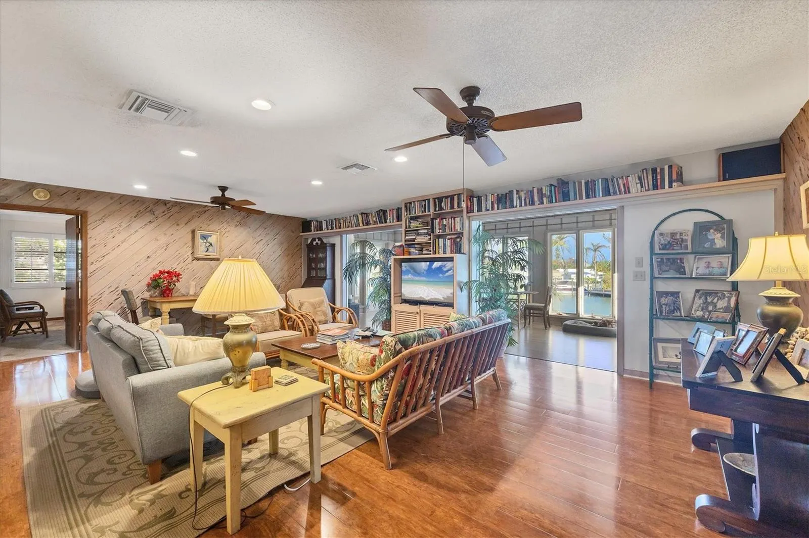 140 DAMFINO ST