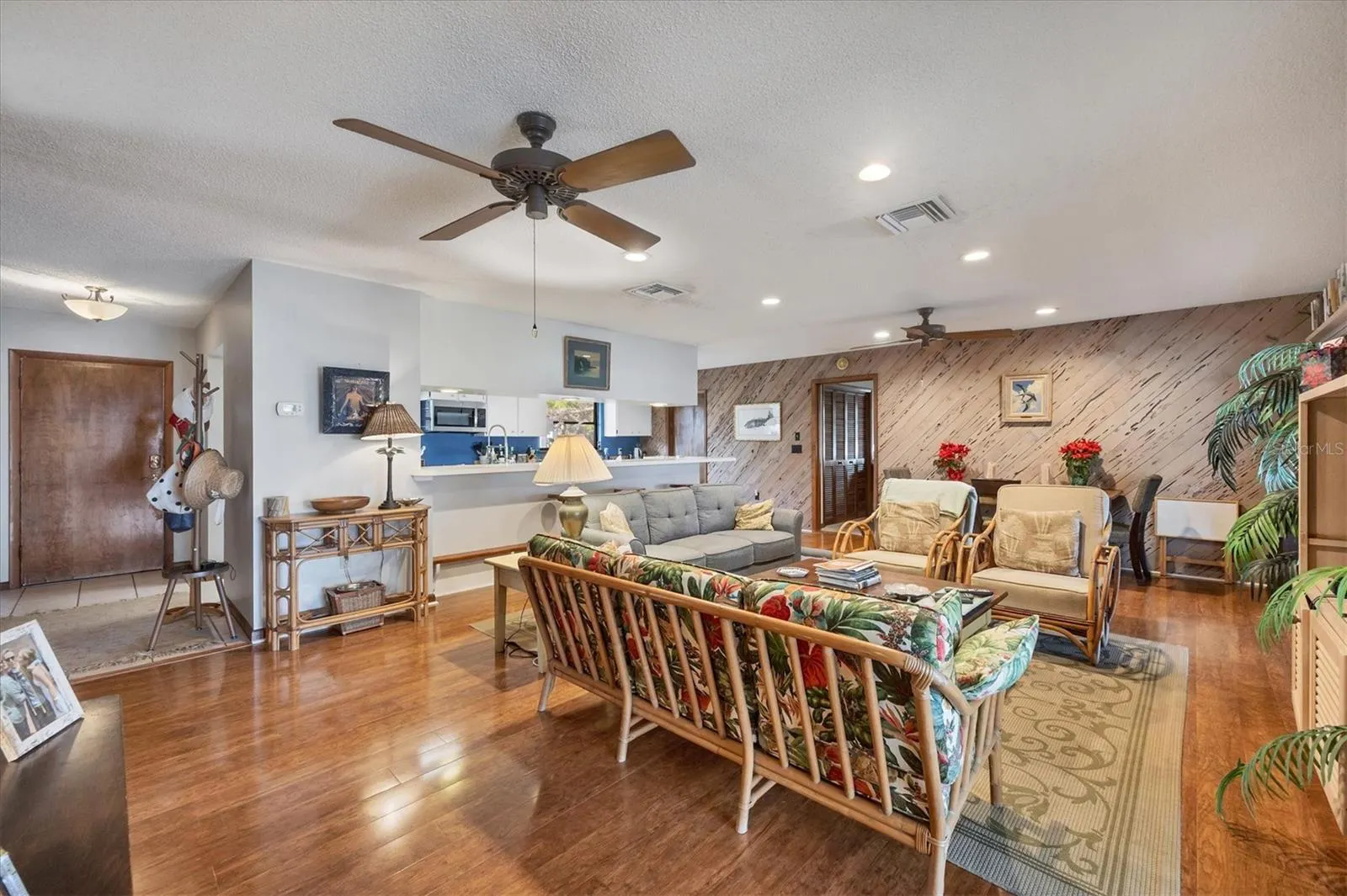 140 DAMFINO ST