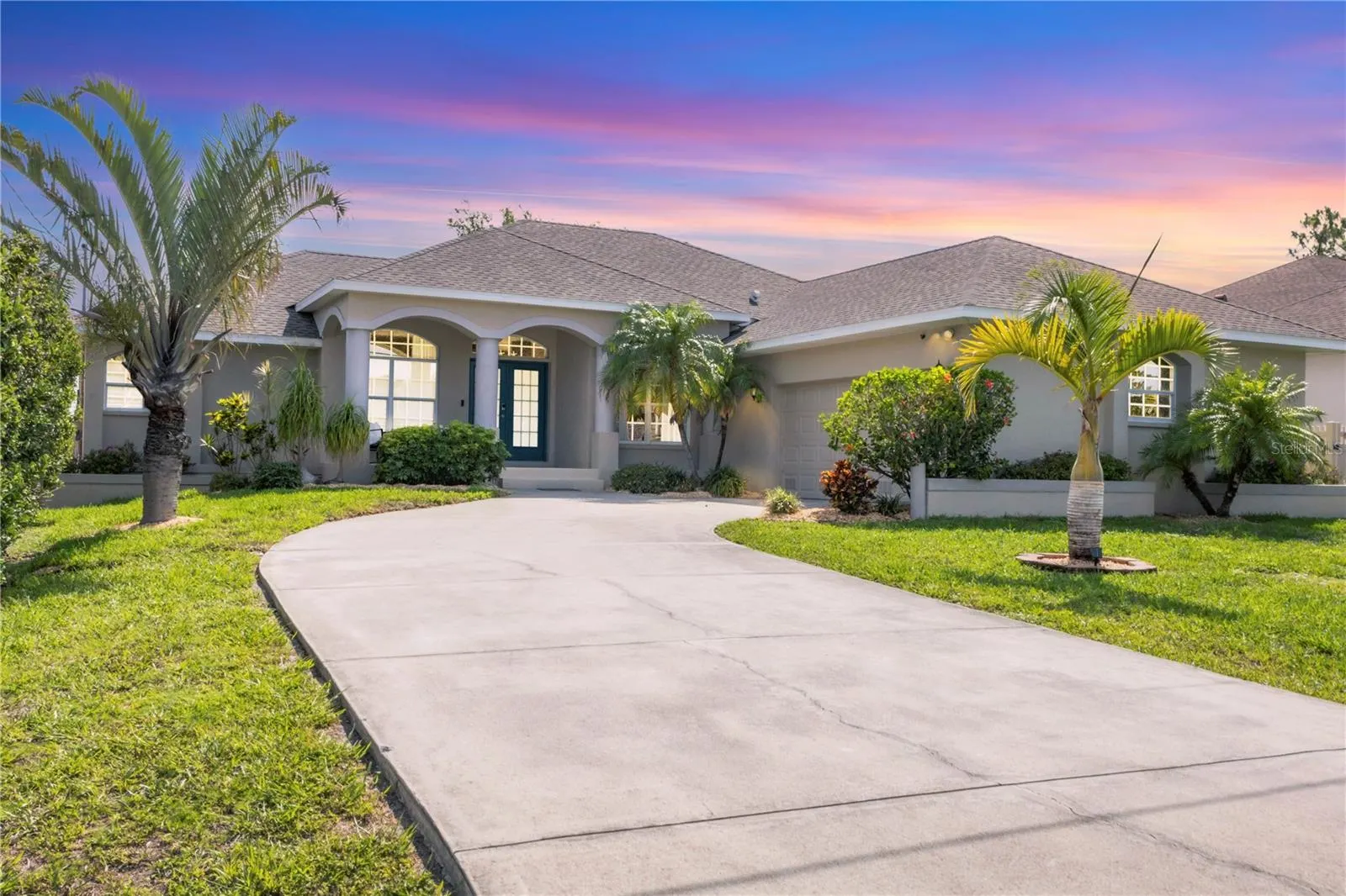 39 PINE VALLEY CT