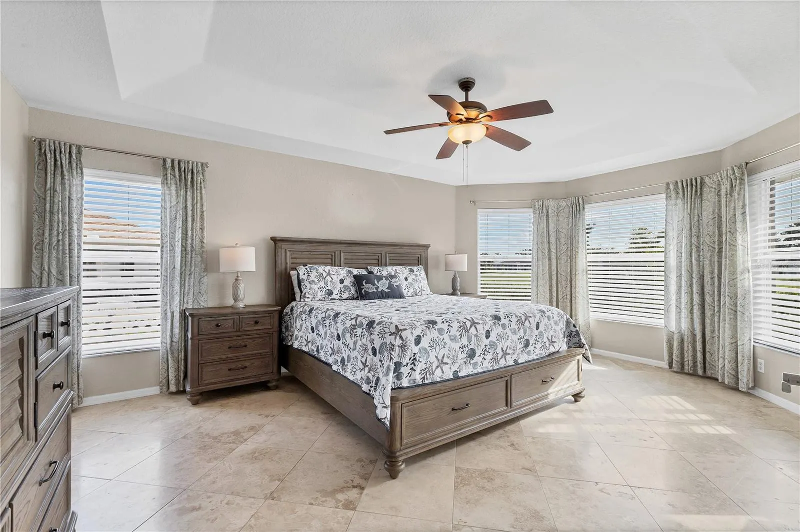 39 PINE VALLEY CT