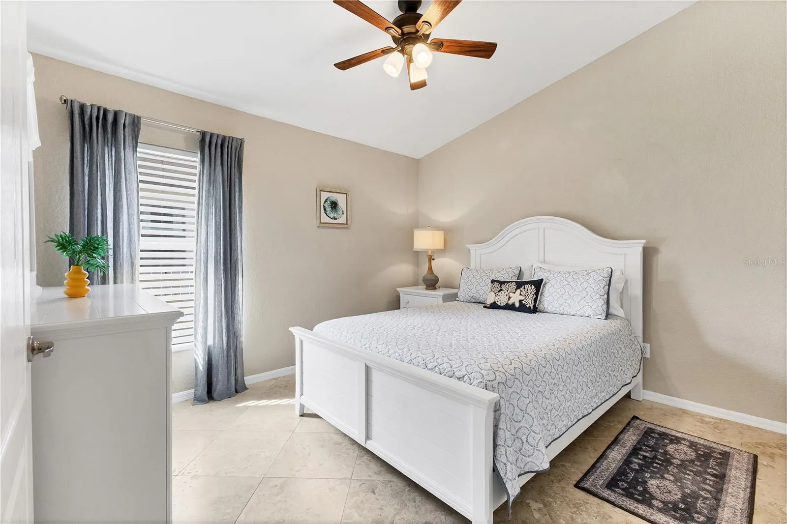 39 PINE VALLEY CT