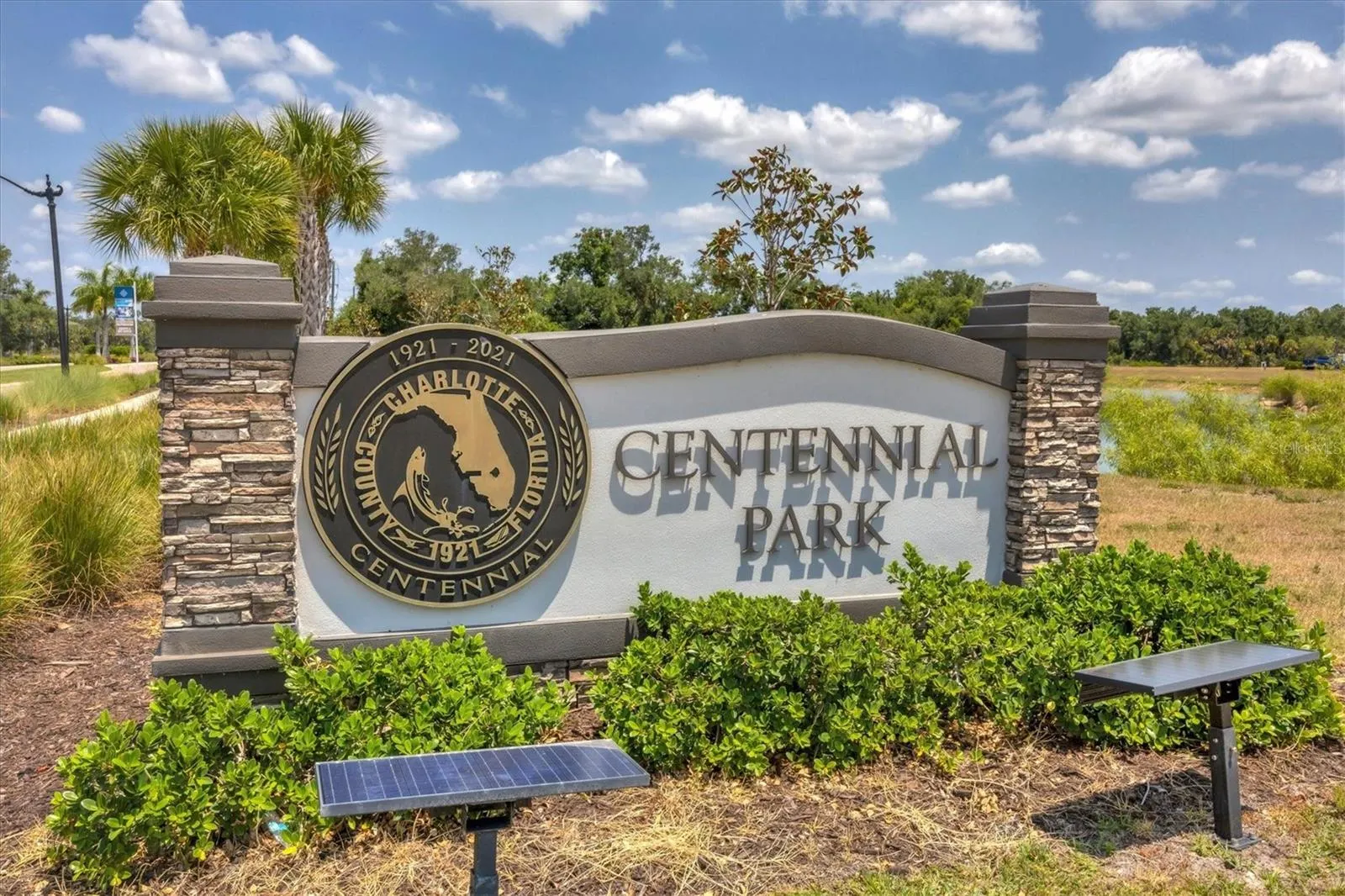 1958 W PALMS DR