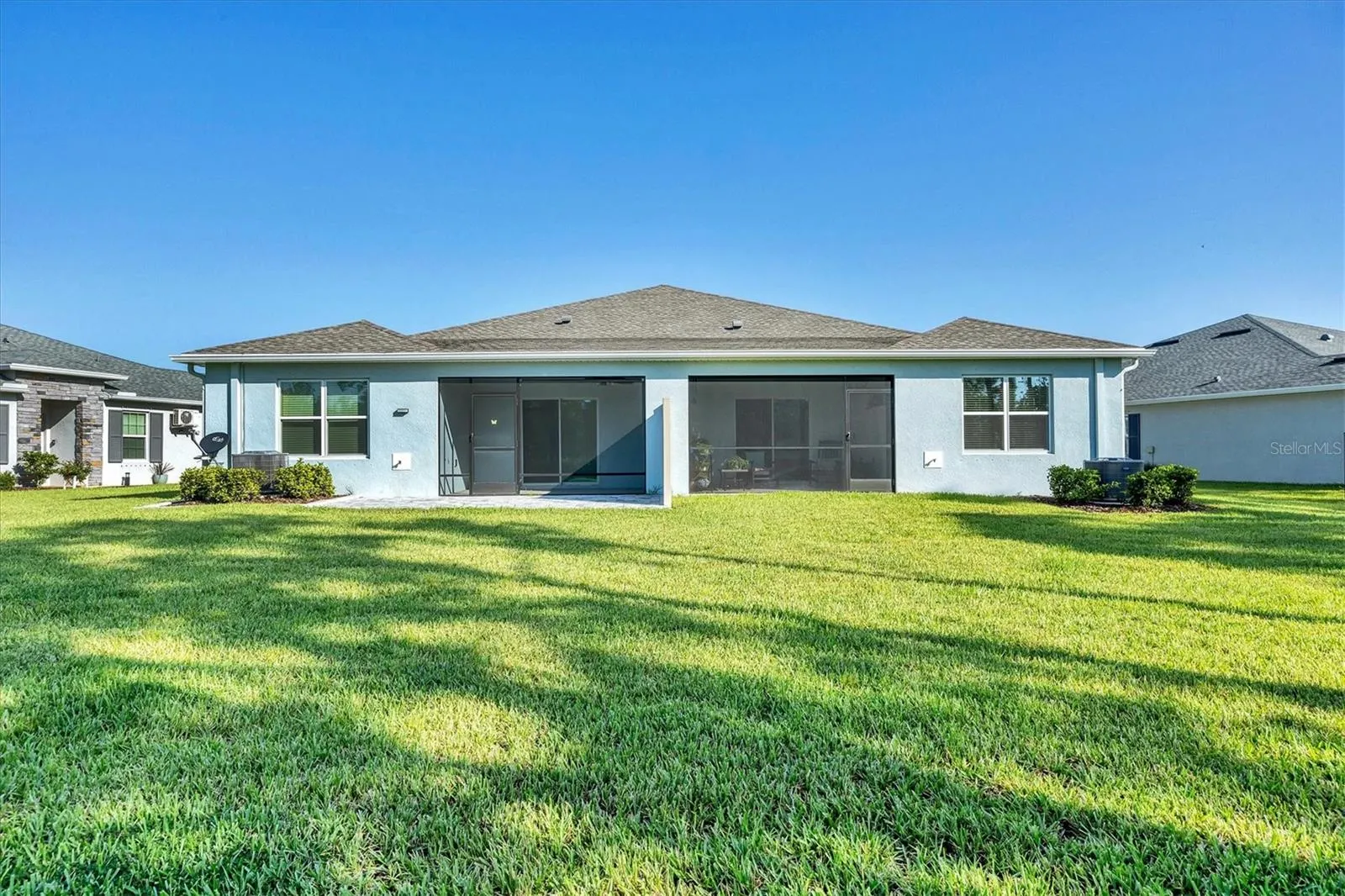 1958 W PALMS DR