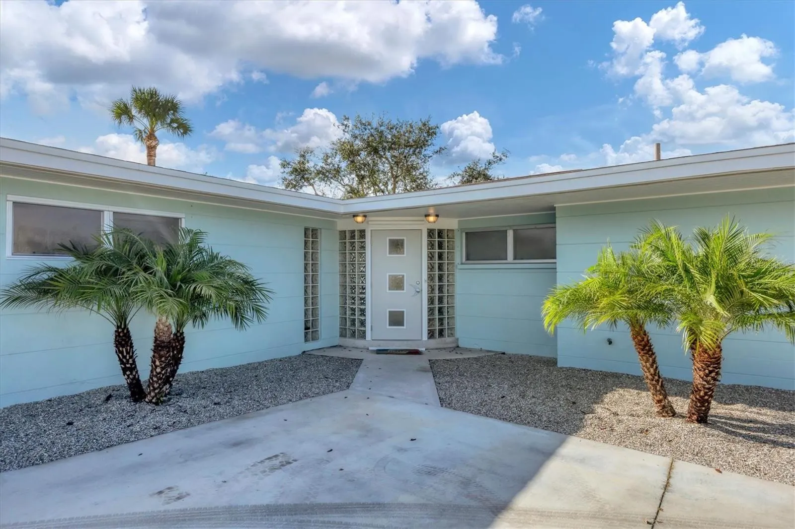550 GASPAR DR