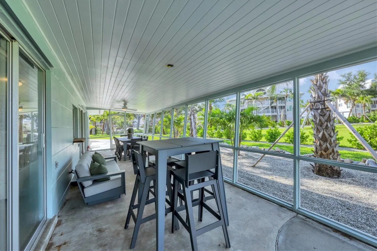 550 GASPAR DR