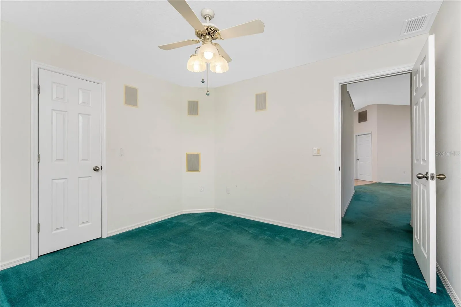 9331 STEUBENVILLE AVE