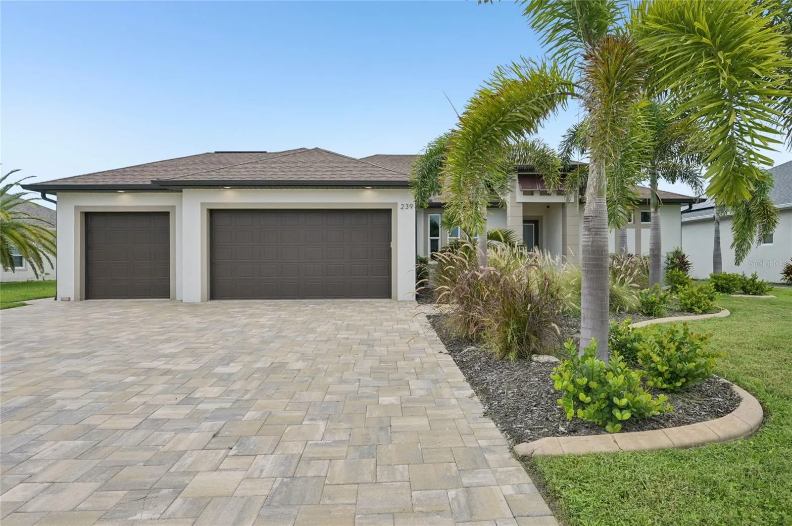 239 ROTONDA BLVD N
